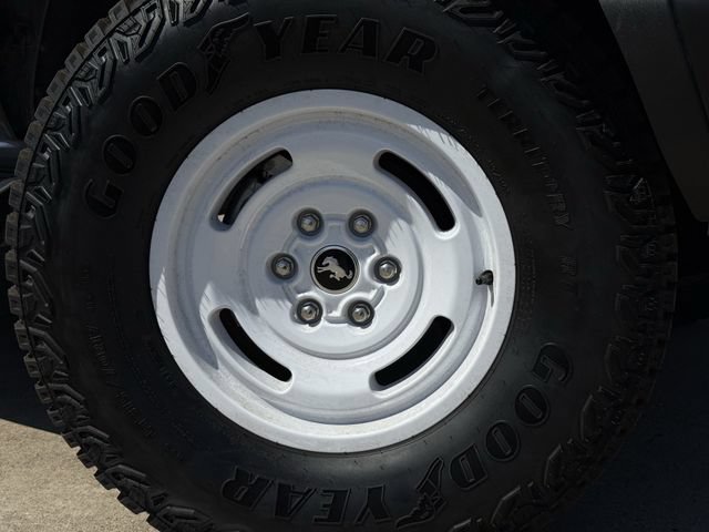 Used 2025 Ford Bronco Heritage Edition AWD/4WD image 9