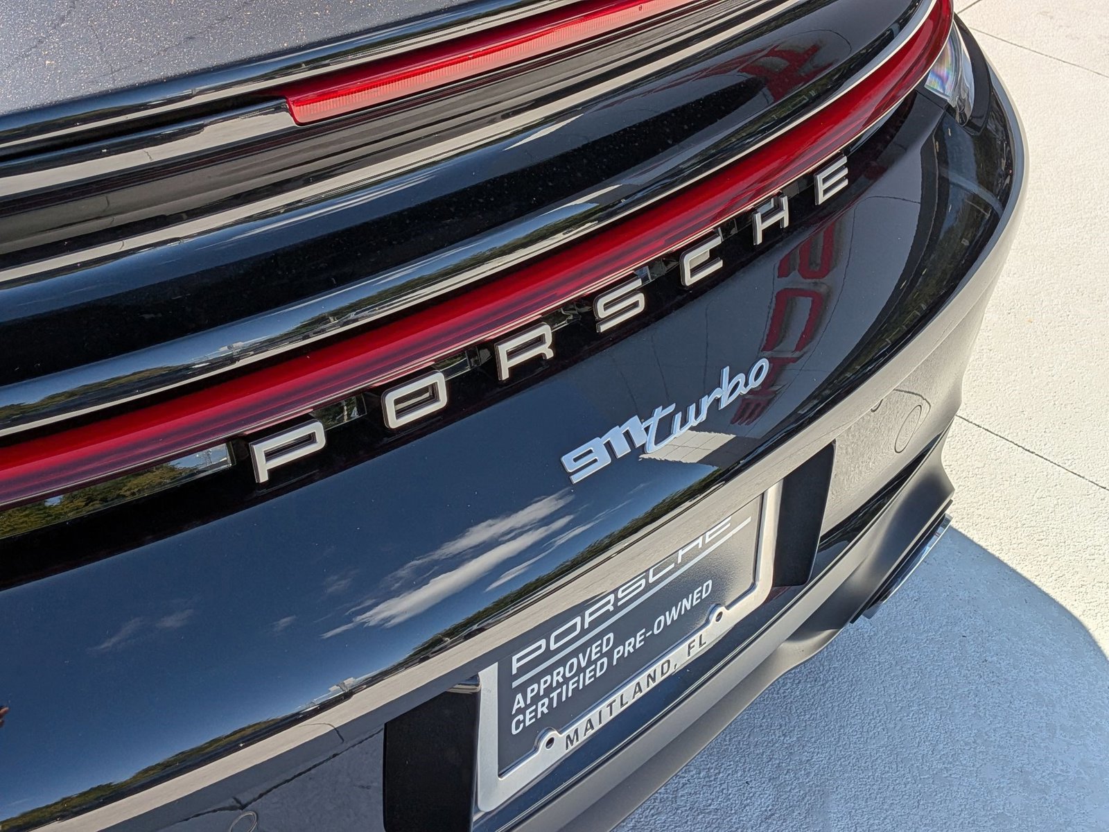 Certified 2022 Porsche 911 Turbo image 13