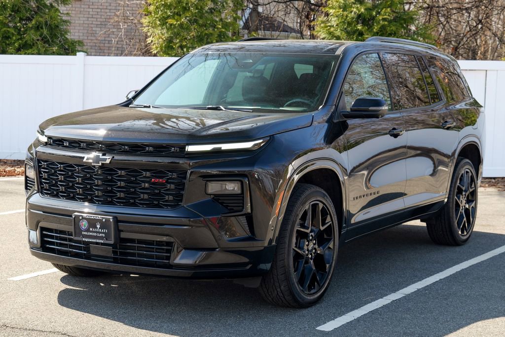 Used 2024 Chevrolet Traverse RS w/ LPO, Floor Liner Package image 3