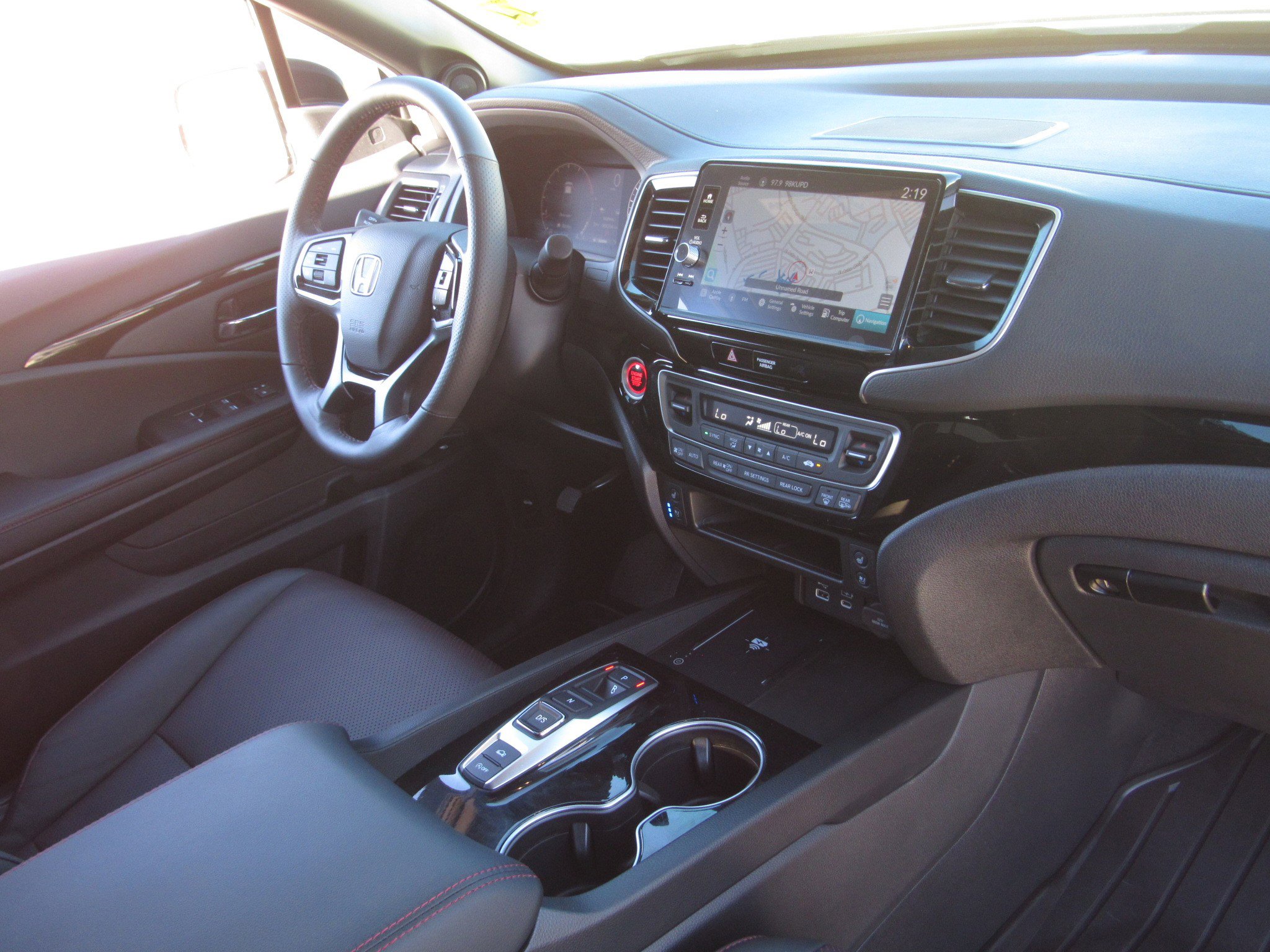 Used 2025 Honda Ridgeline Black Edition image 11