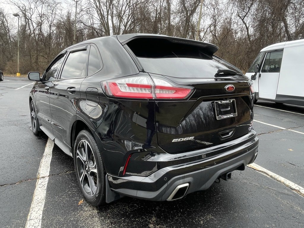 Used 2020 Ford Edge ST w/ Cold Weather Package image 5