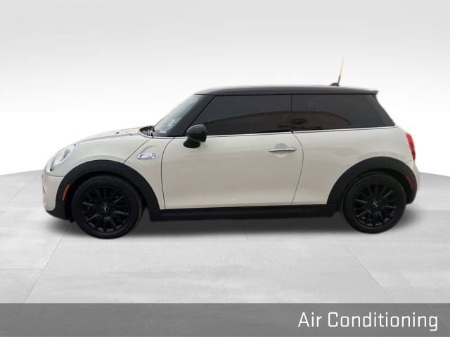 Used 2015 MINI Cooper S image 9