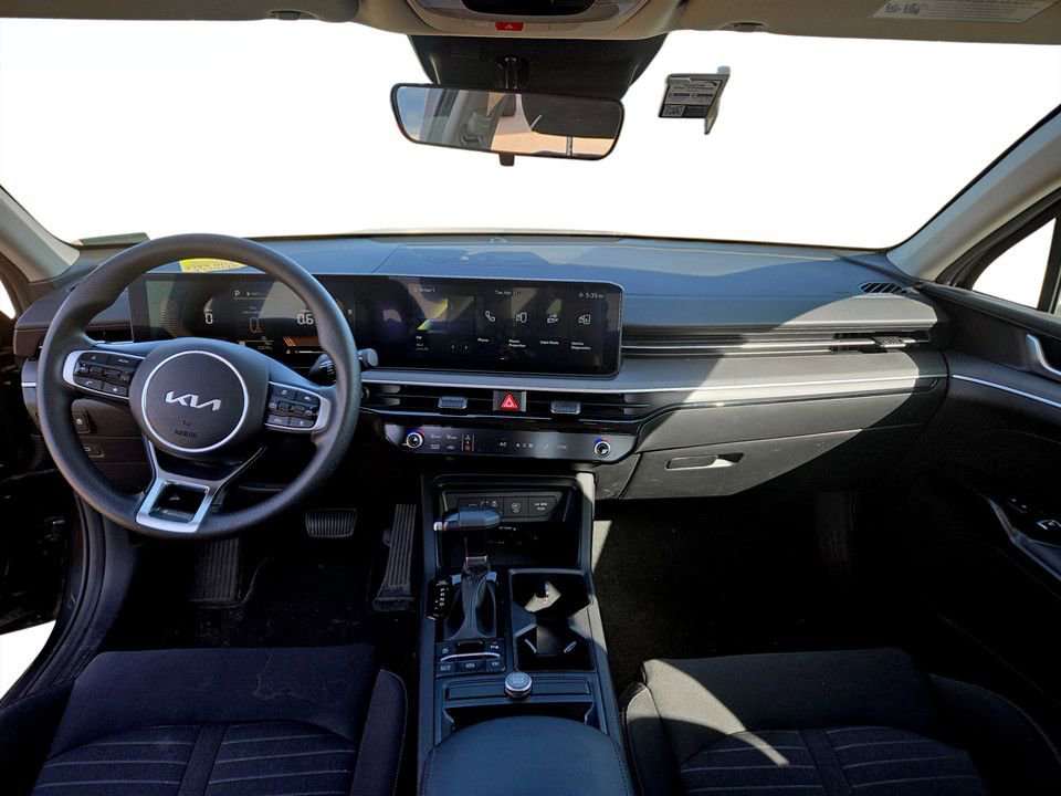 Used 2025 Kia K5 LXS FWD image 12