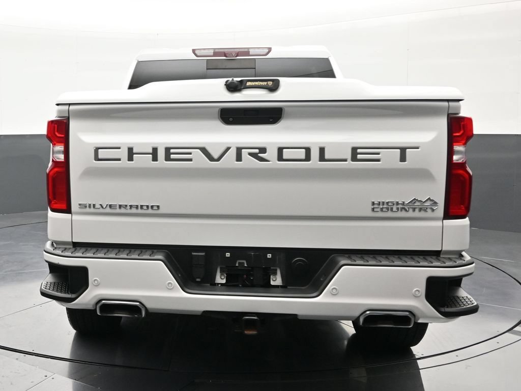 Used 2021 Chevrolet Silverado 1500 High Country w/ Technology Package AWD/4WD image 4