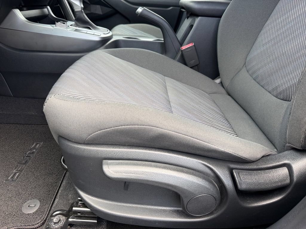 Used 2024 Kia Seltos LX AWD/4WD image 11