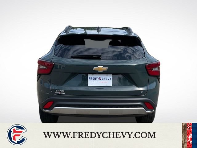Used 2025 Chevrolet Trax LT FWD image 5