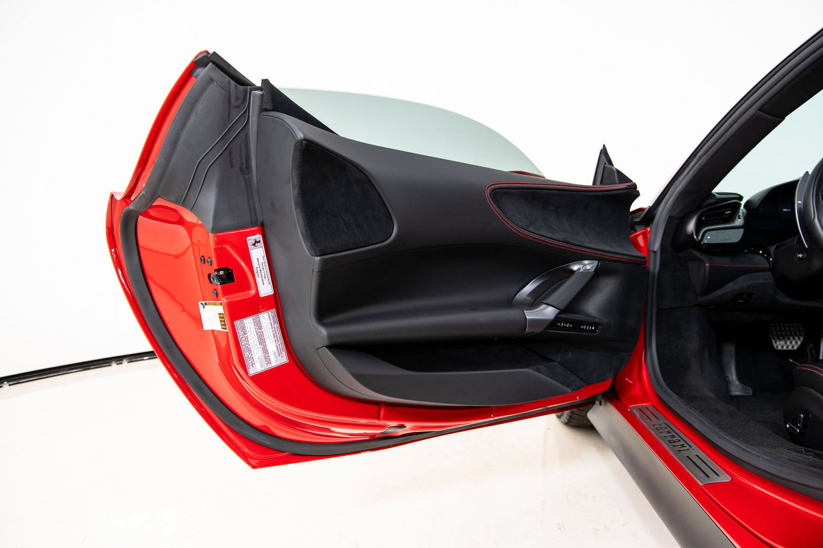 Certified 2021 Ferrari SF90 Stradale AWD/4WD image 22