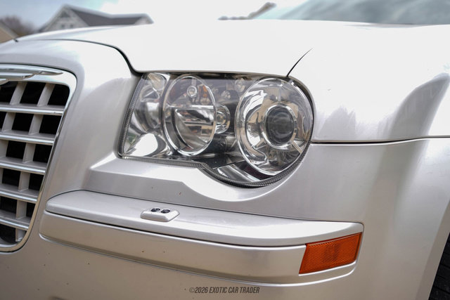 Used 2006 Chrysler 300 SRT8 w/ SRT Option Group II RWD image 45
