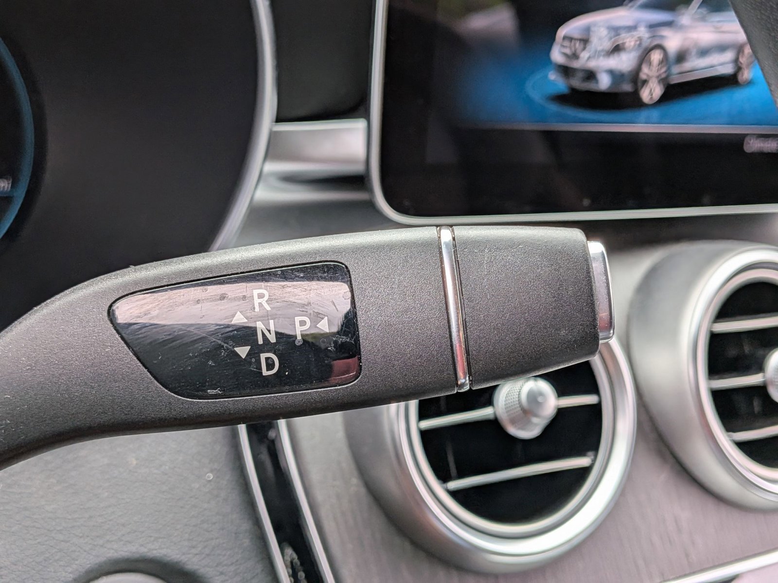 Used 2021 Mercedes-Benz C 300 Sedan image 10