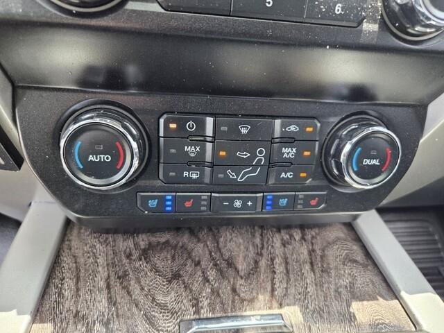Used 2019 Ford F250 Lariat w/ Lariat Ultimate Package AWD/4WD image 7
