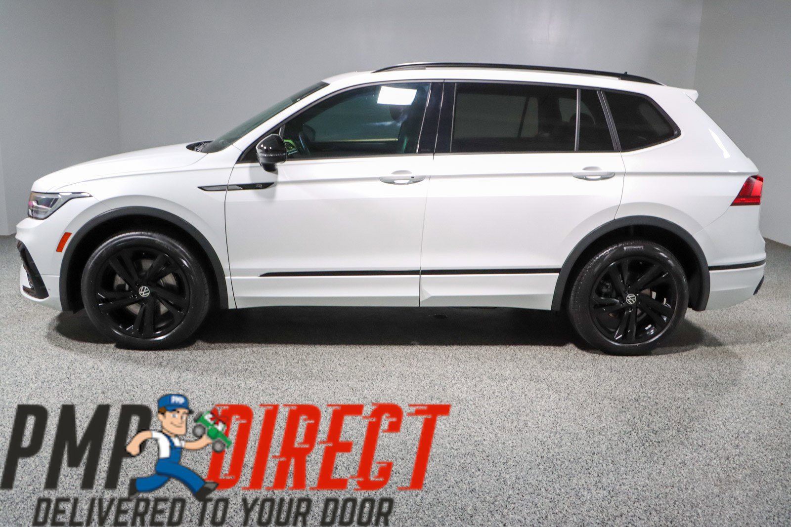 Used 2024 Volkswagen Tiguan SE R-Line FWD image 10