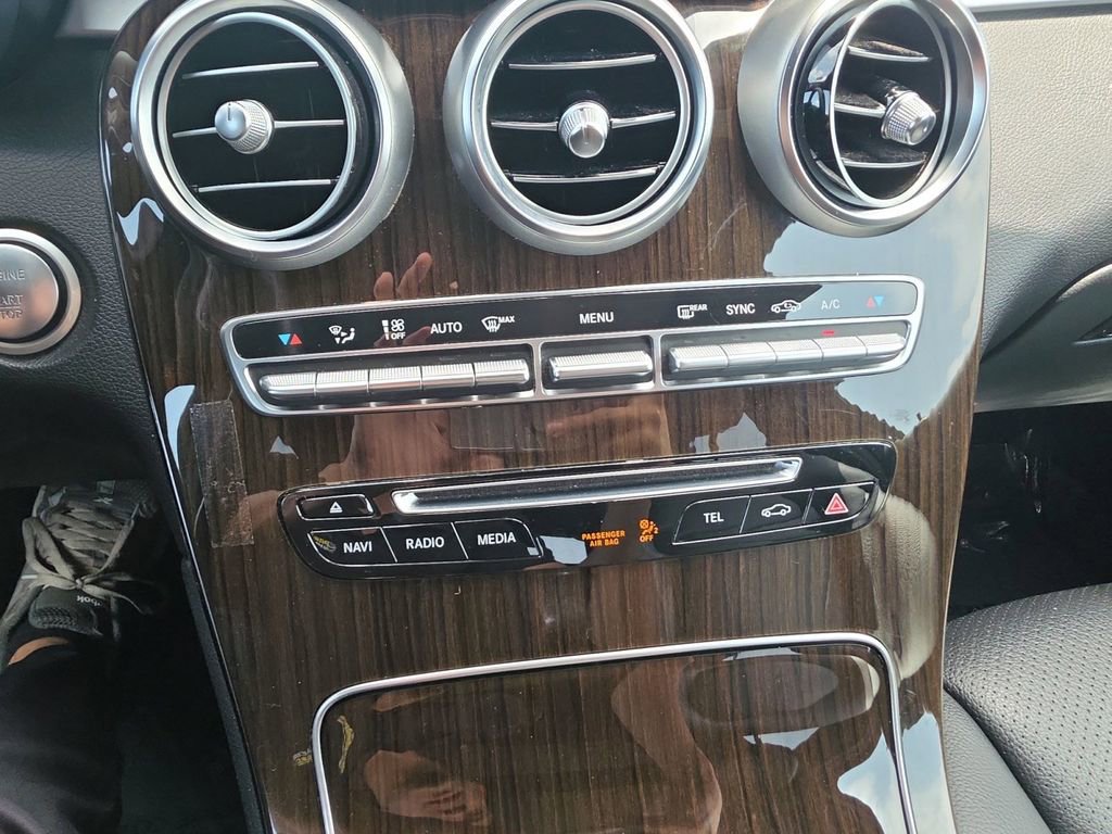 Used 2018 Mercedes-Benz GLC 300 image 18