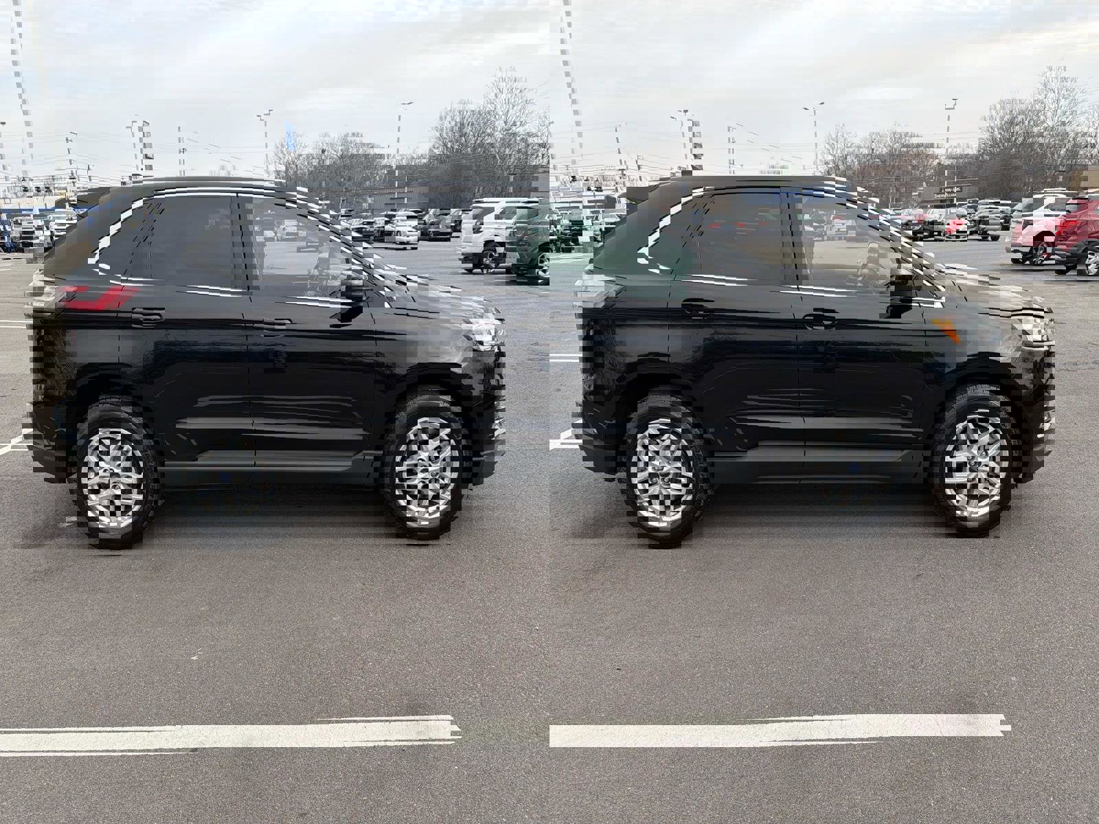 Used 2022 Ford Edge SEL image 19