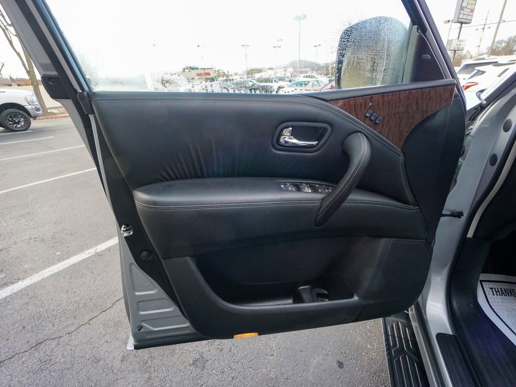 Used 2020 Nissan Armada SL w/ Premium Package image 19
