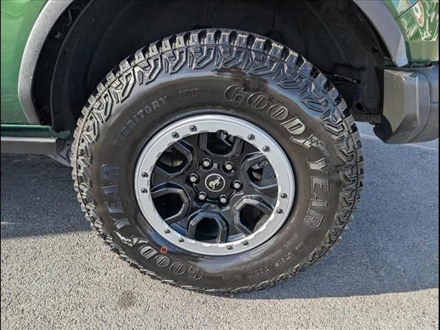 Used 2024 Ford Bronco Badlands AWD/4WD image 4
