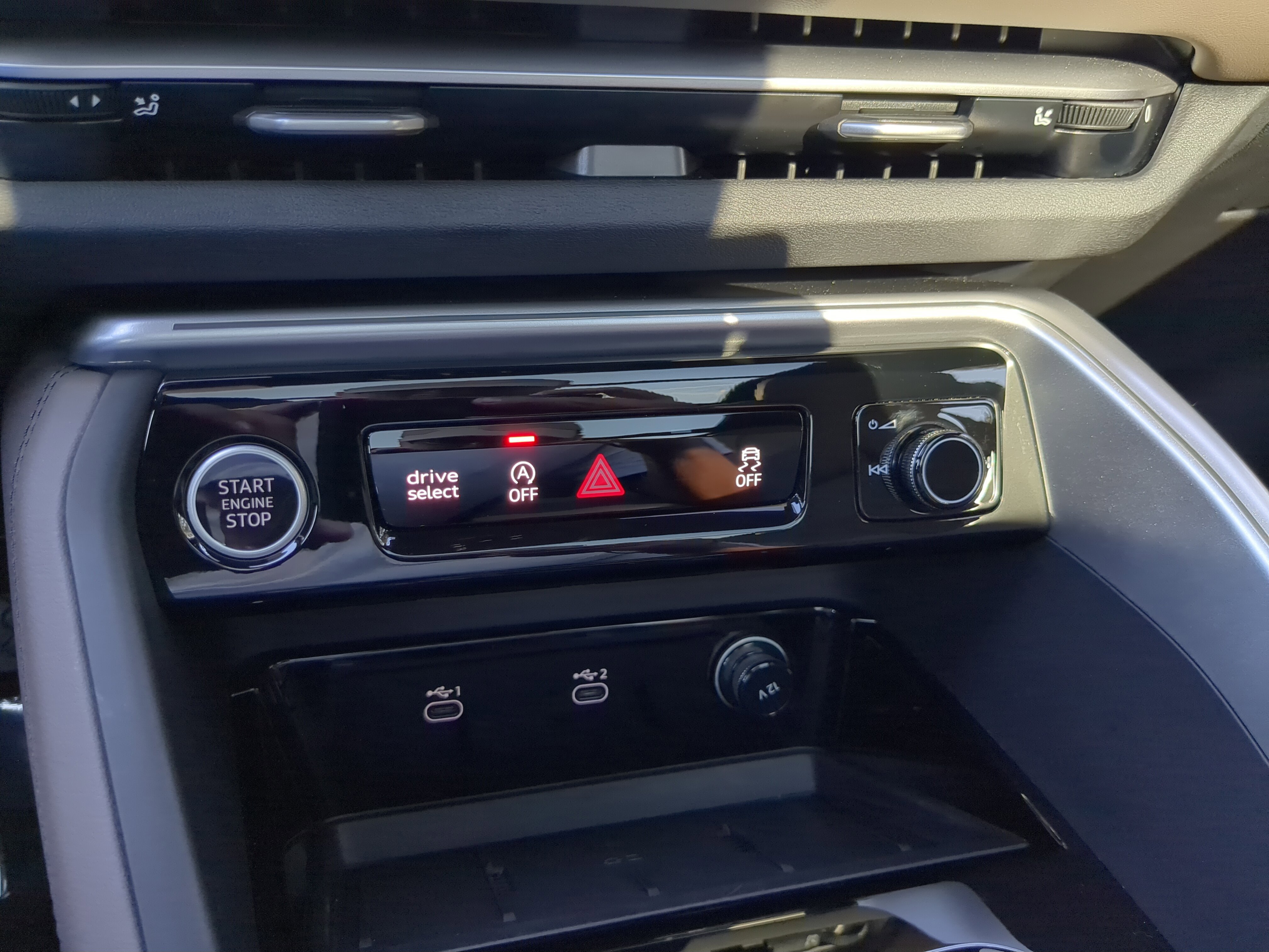 Certified 2025 Audi Q5 Premium Plus w/ Premium Plus image 28