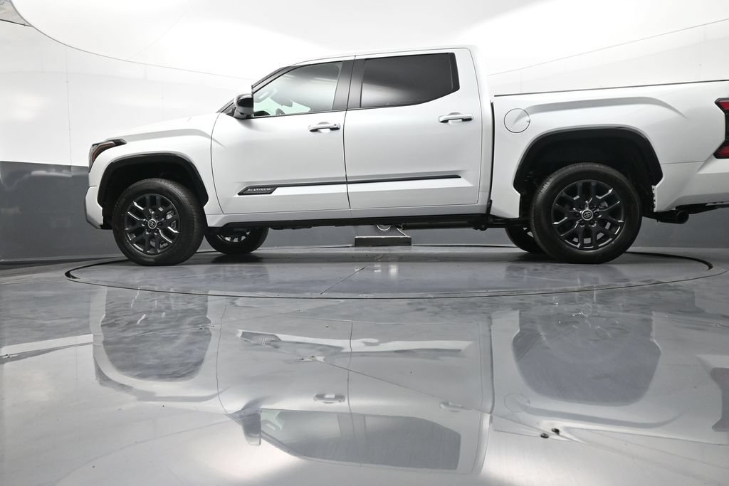 New 2024 Toyota Tundra Platinum AWD/4WD image 33