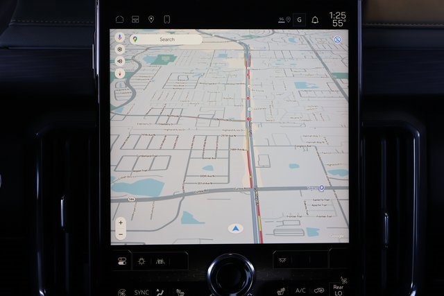 New 2025 GMC Acadia AT4 w/ Luxury Package image 18