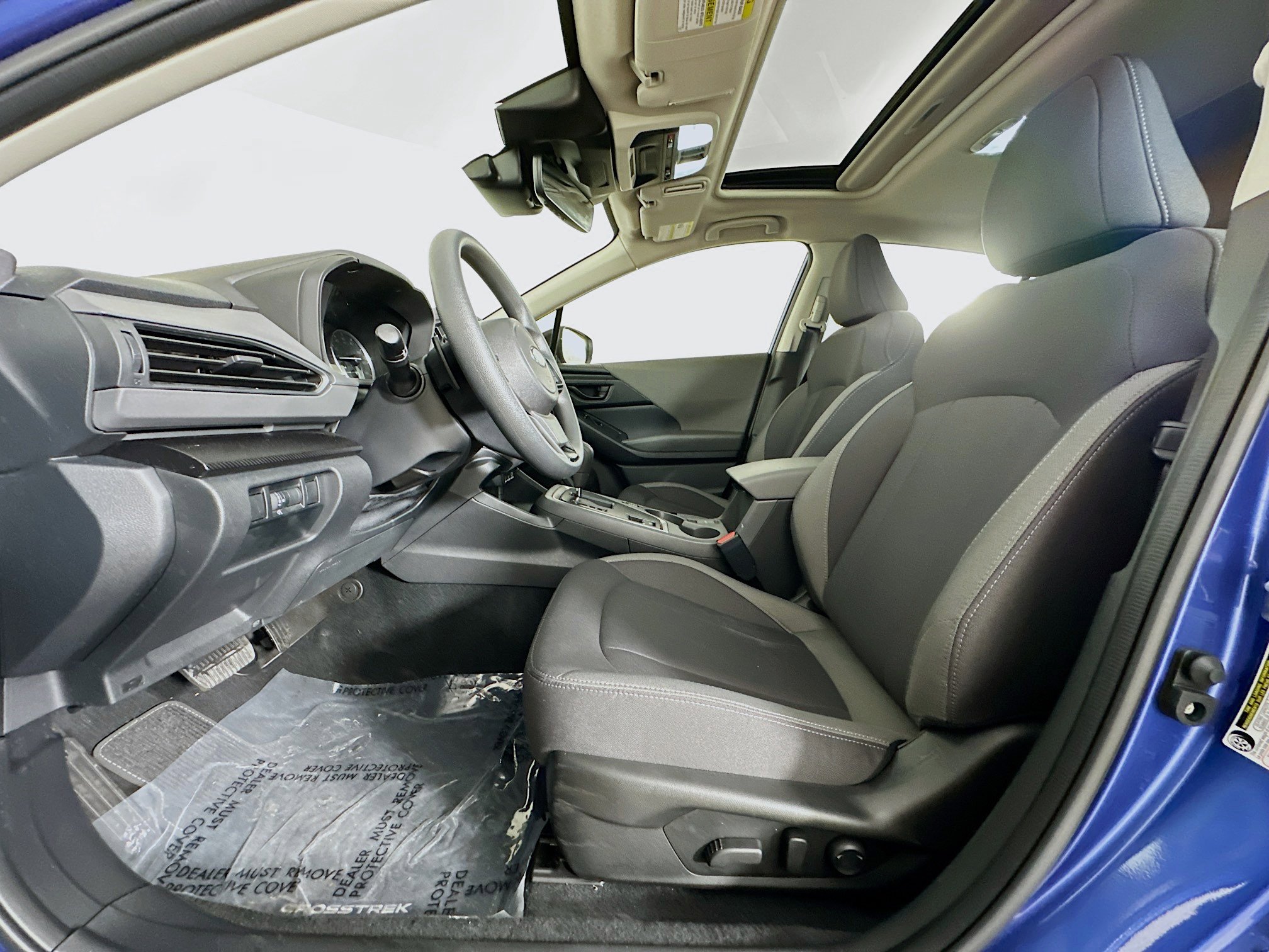 Used 2025 Subaru Crosstrek 2.0i Premium image 13