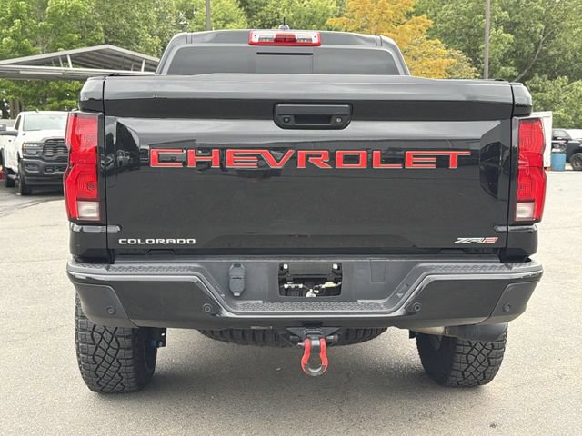 Used 2024 Chevrolet Colorado ZR2 w/ ZR2 Convenience Package III AWD/4WD image 12