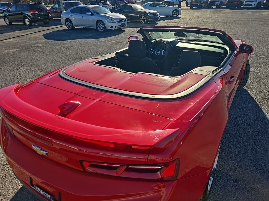 Used 2017 Chevrolet Camaro SS image 35