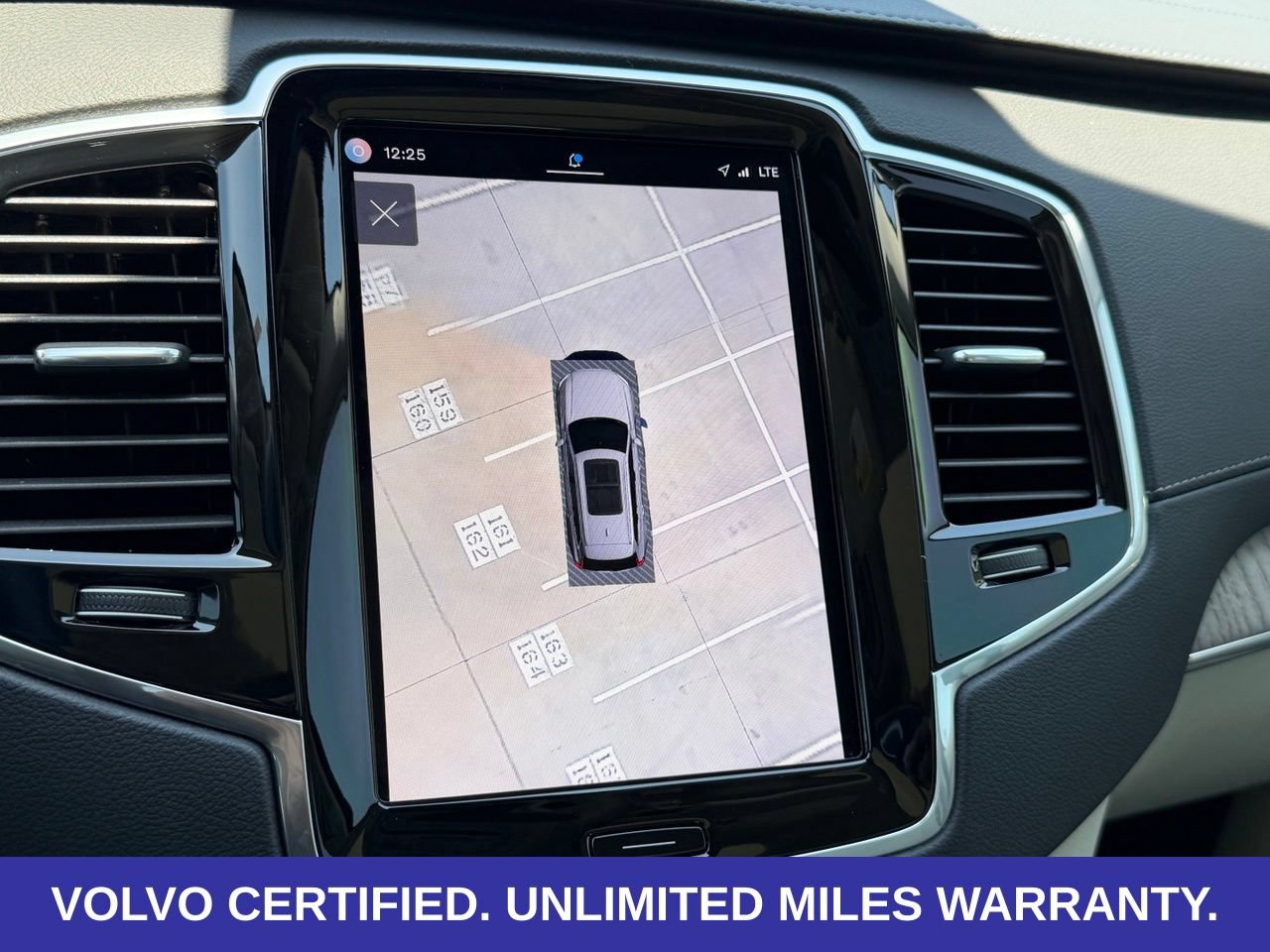 Certified 2024 Volvo XC90 T8 Ultimate AWD/4WD image 21