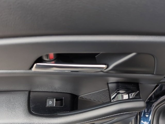 Used 2024 MAZDA CX-30 AWD 2.5 S w/ Preferred Package image 21