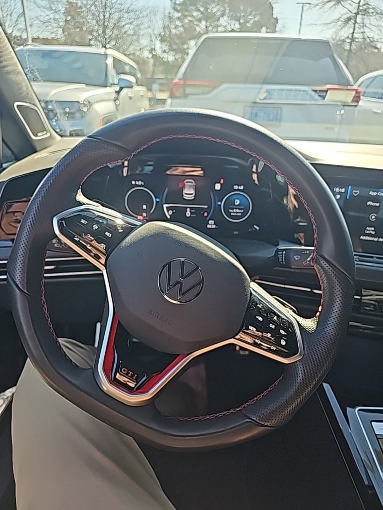 Used 2024 Volkswagen GTI SE image 4