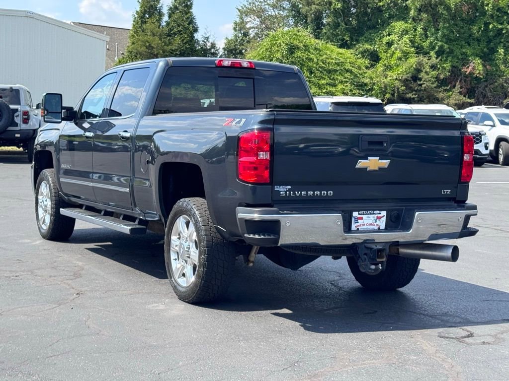 Used 2019 Chevrolet Silverado 2500 LTZ w/ Duramax Plus Package AWD/4WD image 15