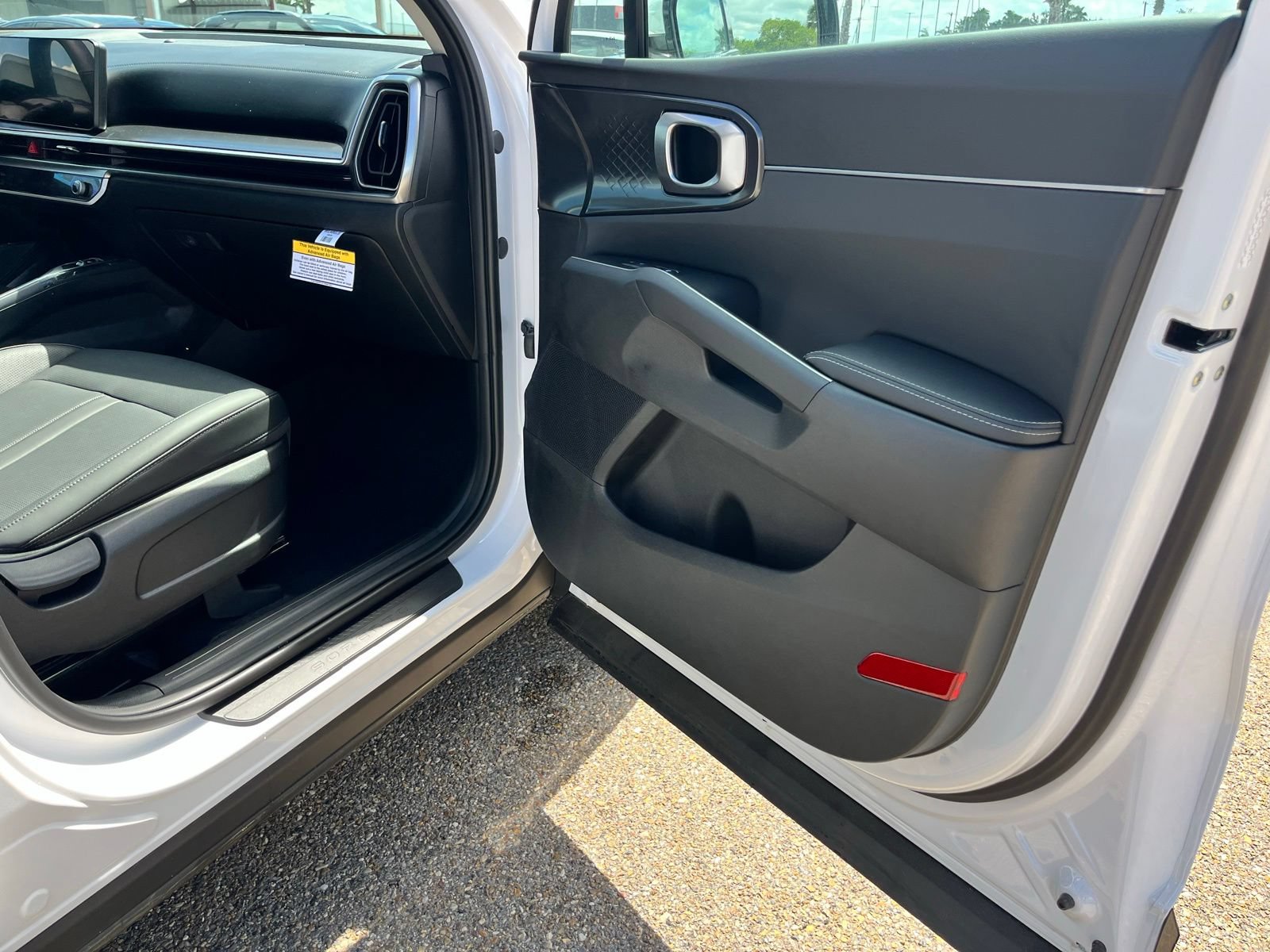 New 2026 Kia Sorento S w/ S Panoramic Sunroof Package FWD image 21