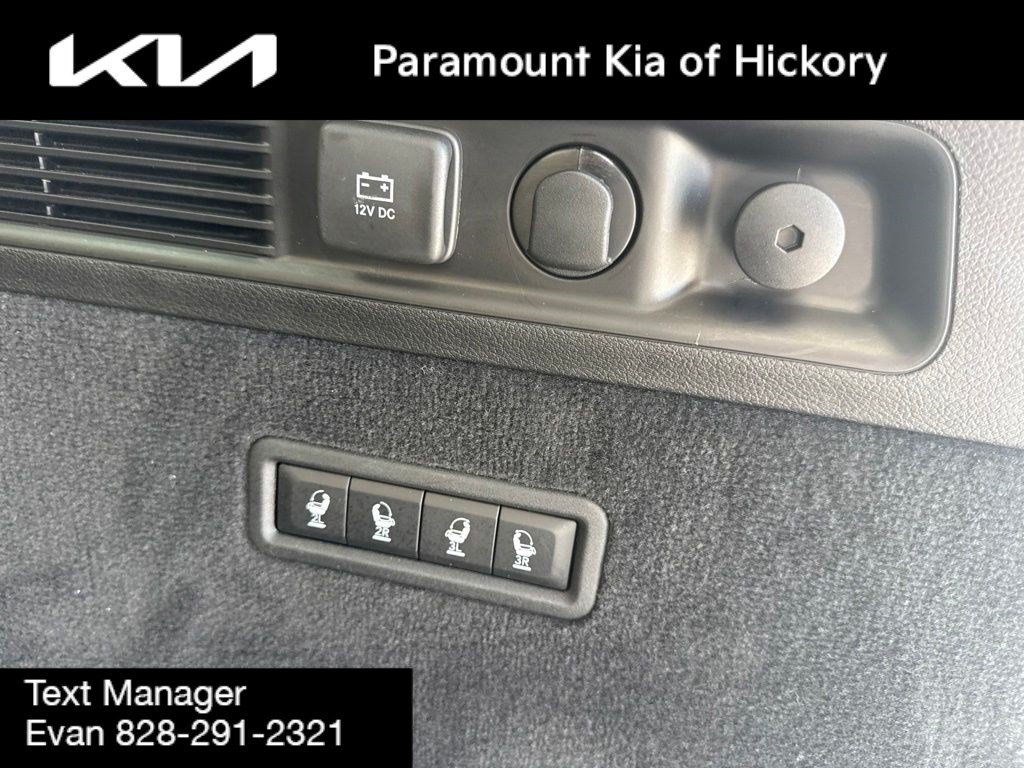 Used 2022 Jeep Grand Wagoneer Series III AWD/4WD image 13