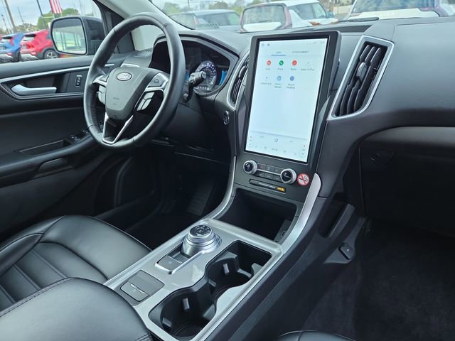 Used 2024 Ford Edge SEL image 16