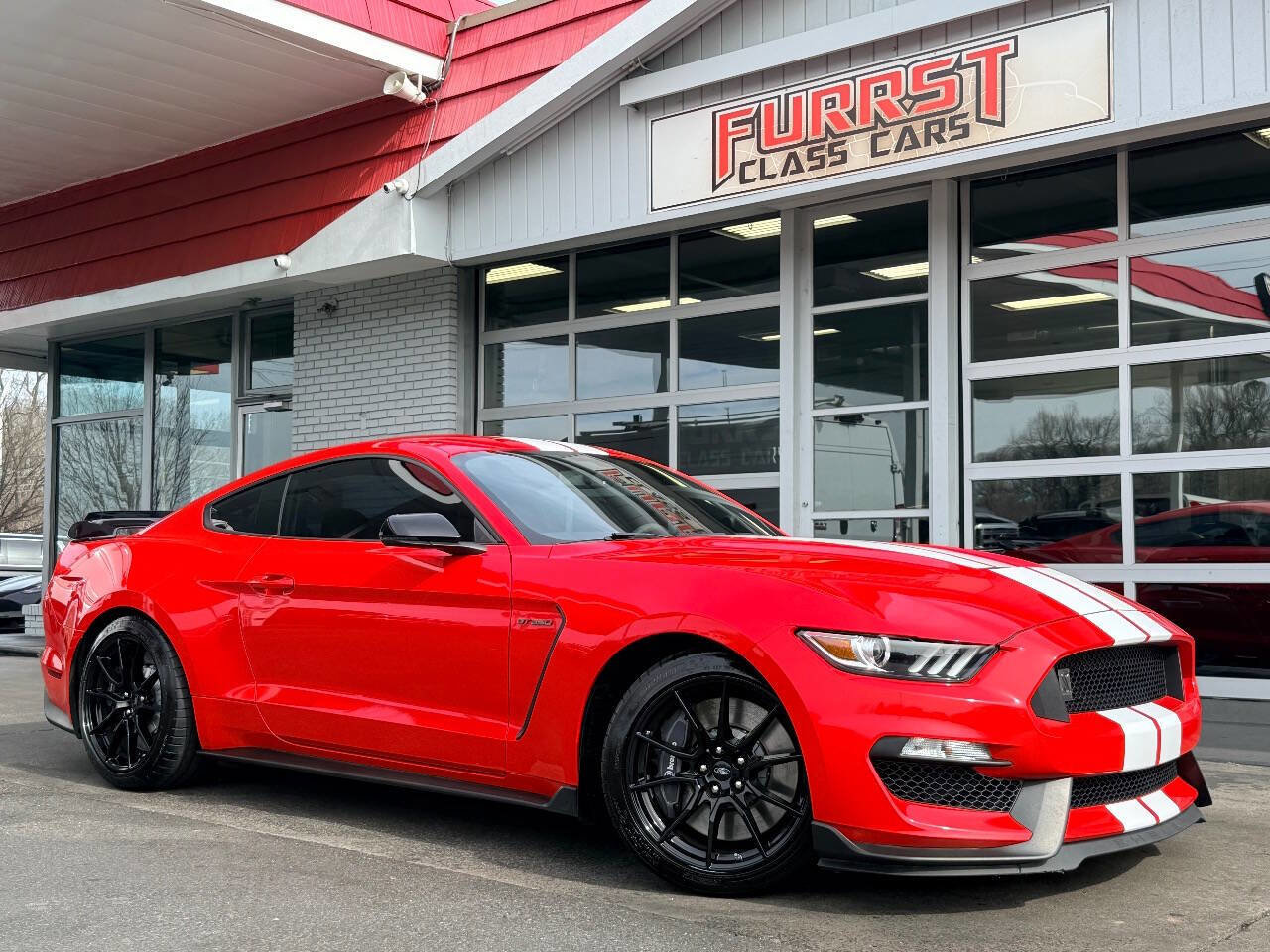 Used 2020 Ford Mustang Shelby GT350 w/ Technology Package video 1