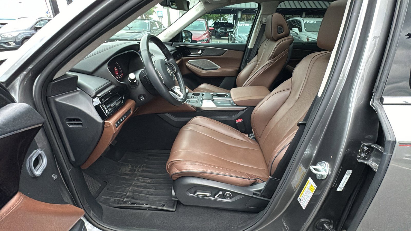 Used 2023 Acura MDX SH-AWD w/ Advance Package image 14