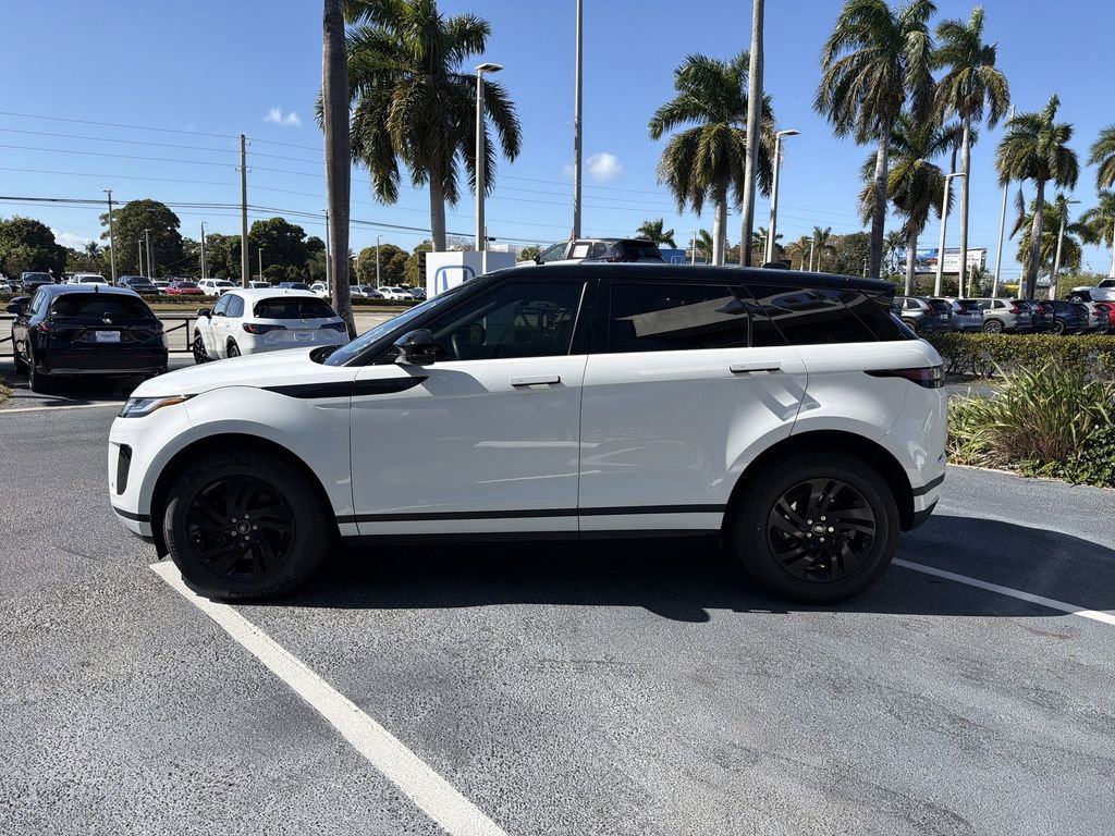 Used 2023 Land Rover Range Rover Evoque S image 5