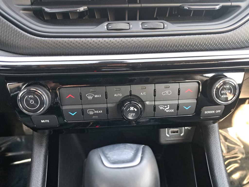 Certified 2022 Jeep Compass Trailhawk w/ Trailhawk Convenience Group AWD/4WD image 21