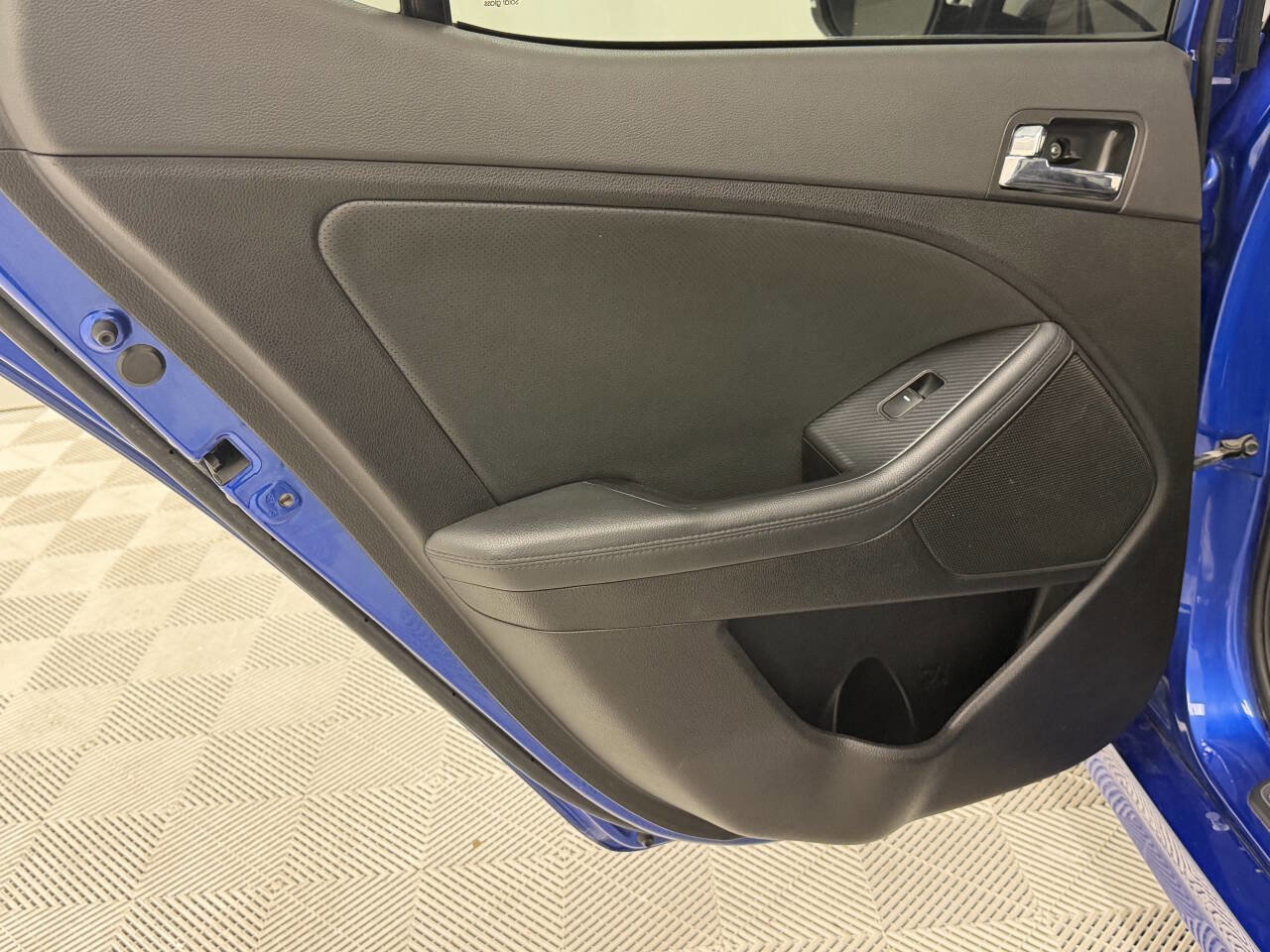 Used 2013 Kia Optima SX image 25