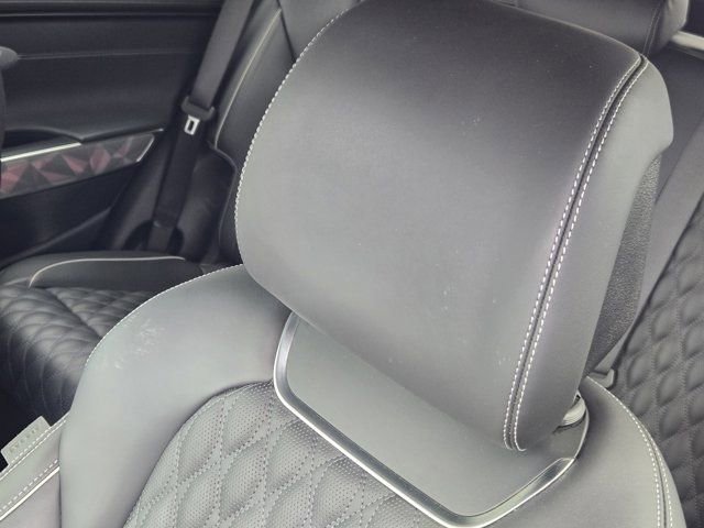 Used 2025 Genesis GV70 3.5T Sport w/ Sport Advanced Package AWD/4WD image 15