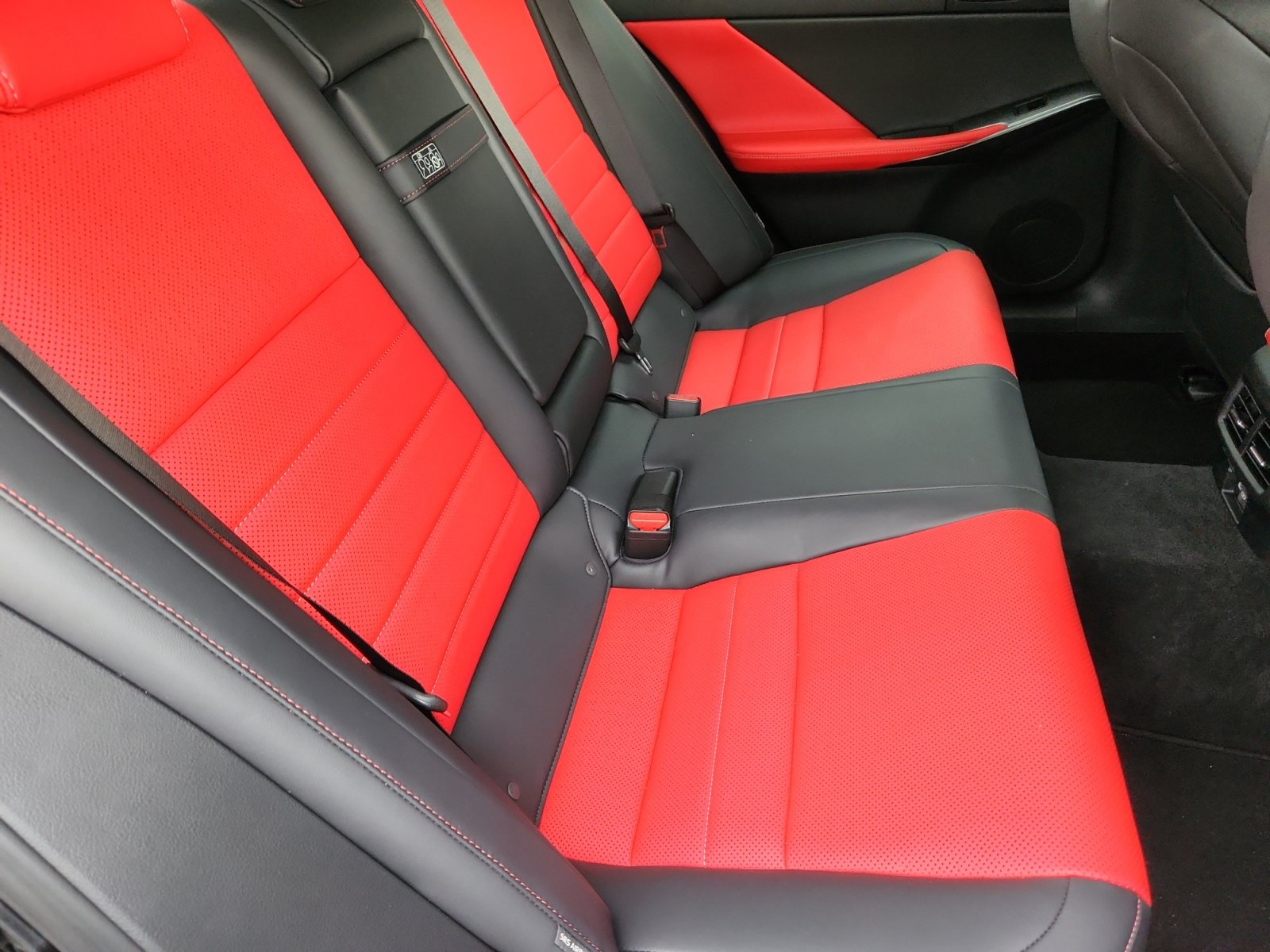 Used 2026 Lexus IS 350 F Sport w/ Technology Package RWD image 18