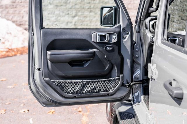Used 2020 Jeep Gladiator Sport w/ Quick Order Package 24S AWD/4WD image 22