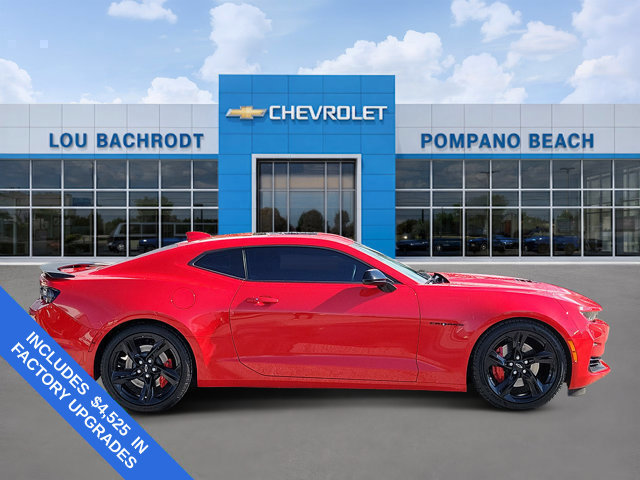 Used 2023 Chevrolet Camaro SS RWD image 2