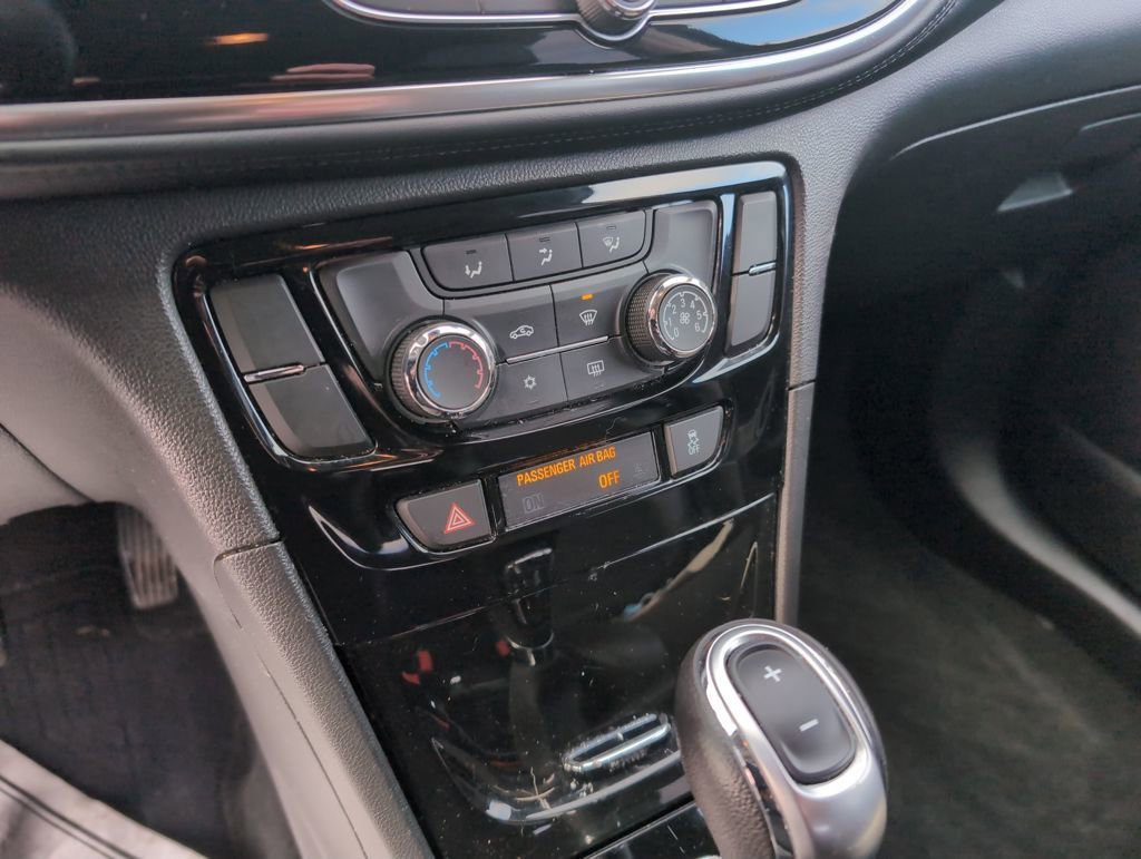 Used 2018 Buick Encore Preferred image 21