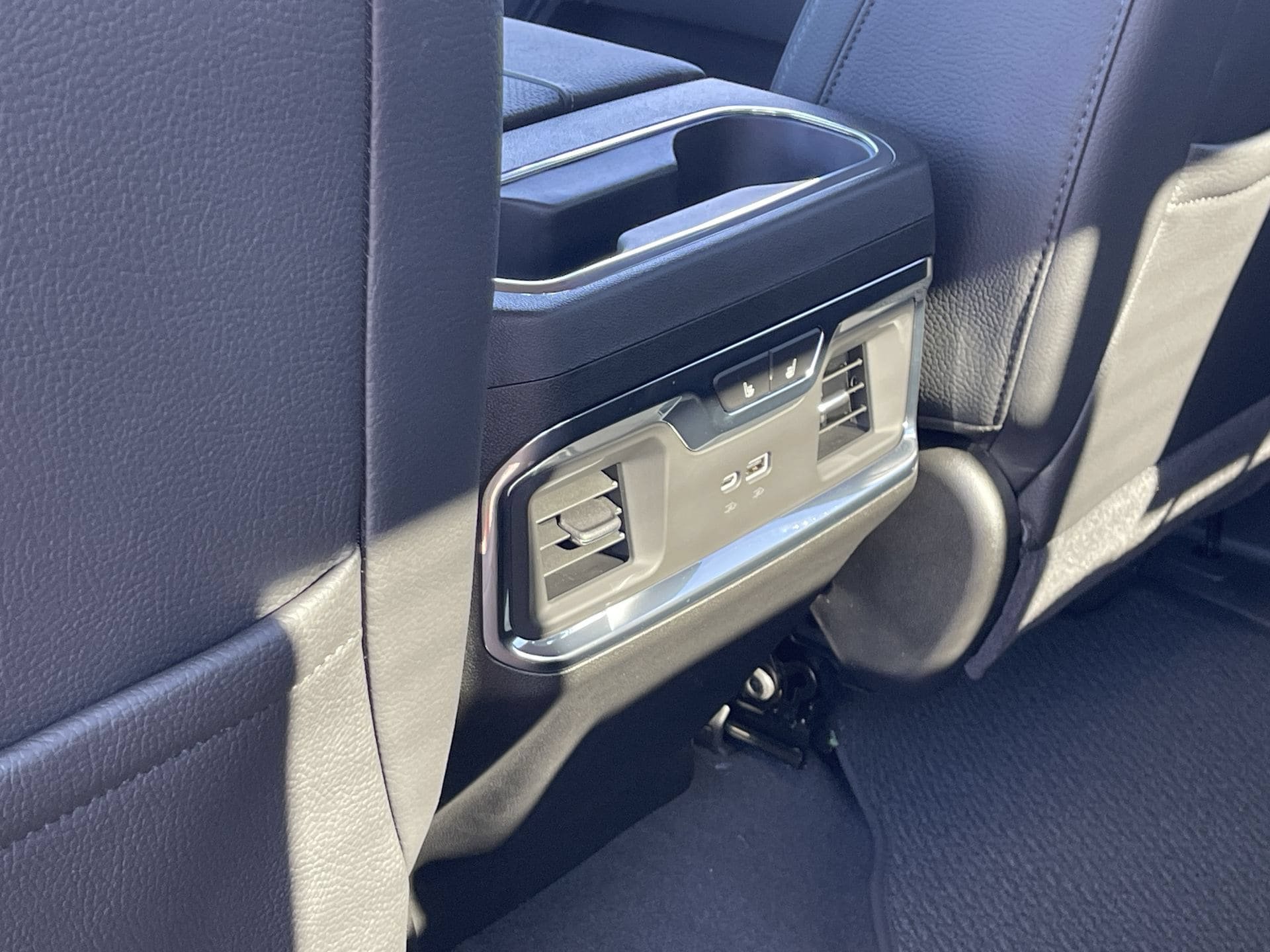 New 2026 GMC Sierra 2500 Denali w/ Denali Reserve Package AWD/4WD image 70