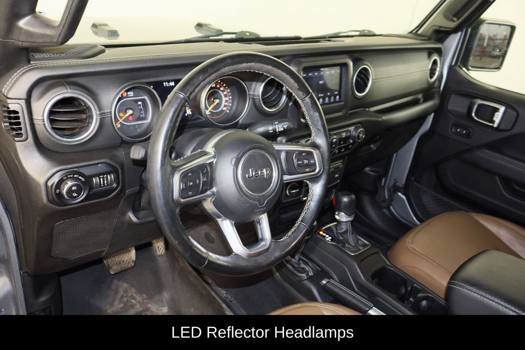 Used 2020 Jeep Gladiator Overland w/ LED Lighting Group image 19