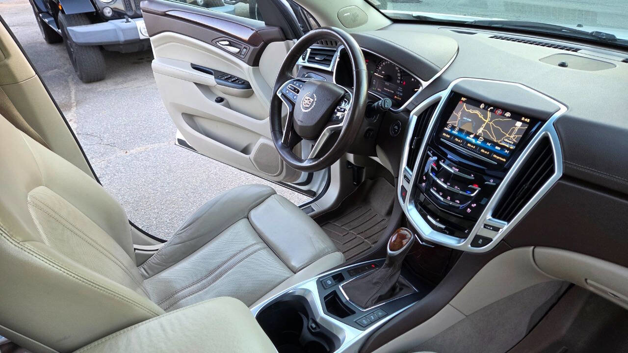Used 2015 Cadillac SRX Premium AWD/4WD image 40