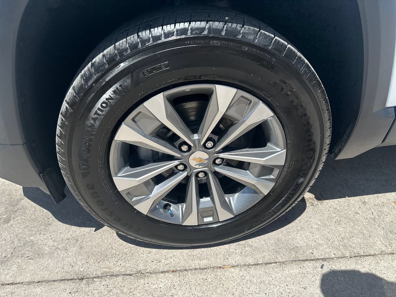 New 2027 Chevrolet Equinox LT FWD image 26