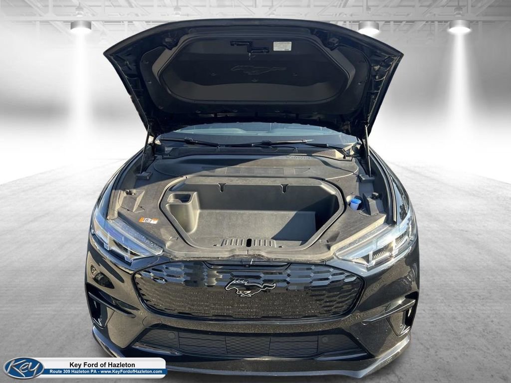 Certified 2025 Ford Mustang Mach-E GT AWD/4WD image 15