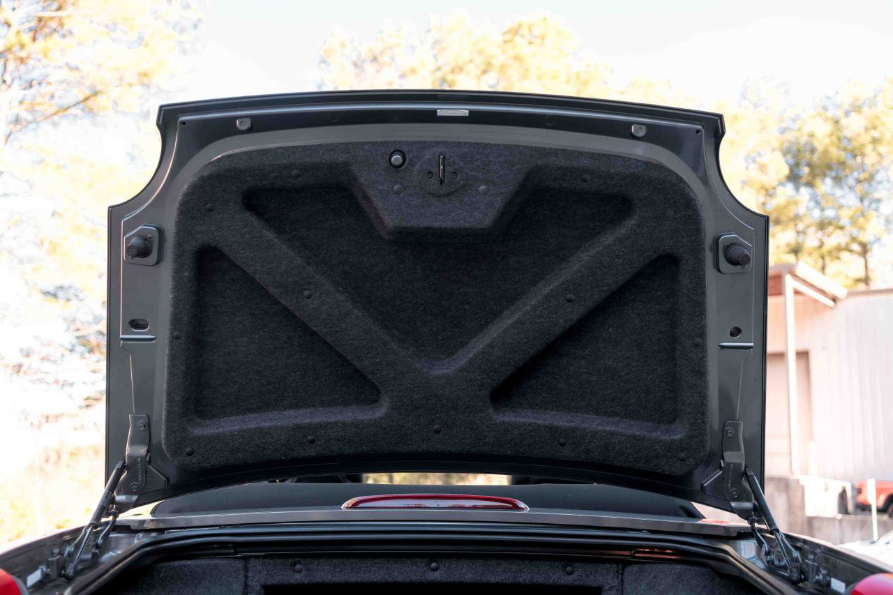 Used 2003 Ford Thunderbird Deluxe image 85