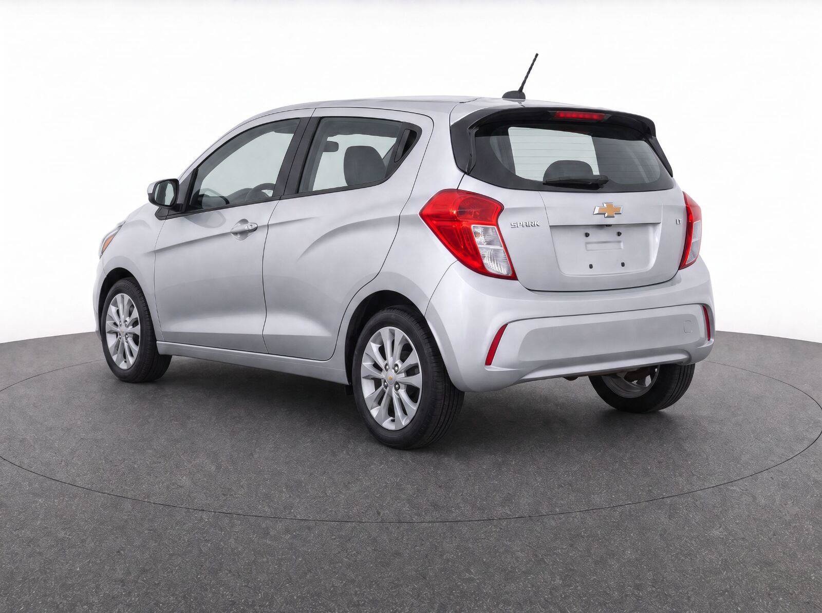 Used 2021 Chevrolet Spark LT FWD image 3
