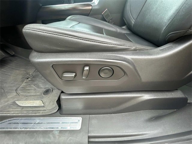 Used 2023 GMC Sierra 1500 SLT w/ SLT Premium Package image 18